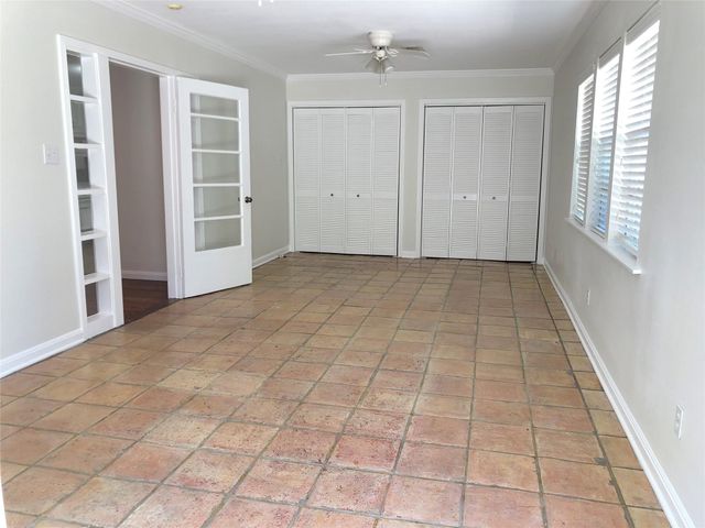 1234 S Gardenia Drive, Houston, TX 77018