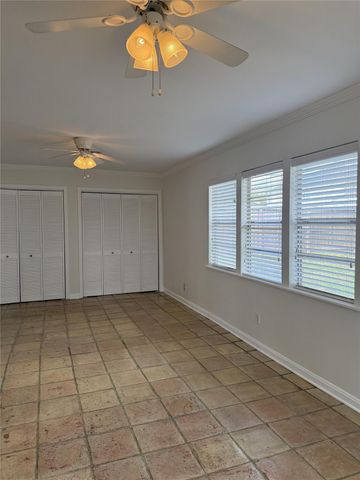 1234 S Gardenia Drive, Houston, TX 77018