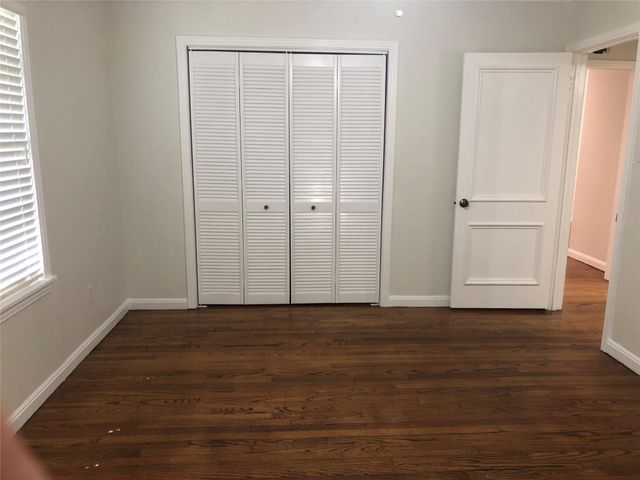 1234 S Gardenia Drive, Houston, TX 77018