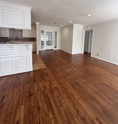 1234 S Gardenia Drive, Houston, TX 77018