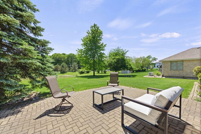 411 Anniston Lane, Schererville, IN 46375