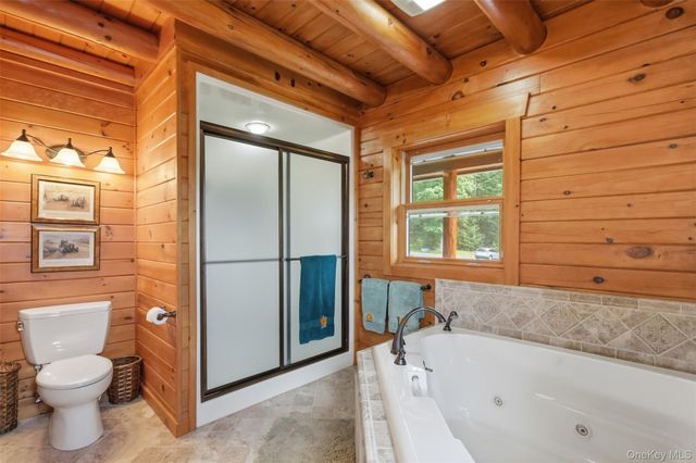 91 Crawford Road, Barryville, NY 12719