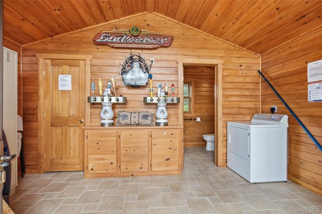 91 Crawford Road, Barryville, NY 12719