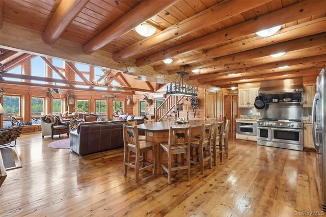 91 Crawford Road, Barryville, NY 12719