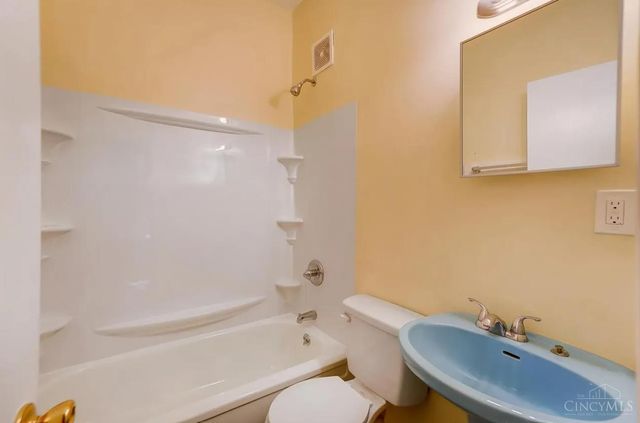 758 Straight Street, Cincinnati, OH 45214
