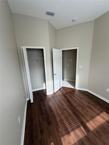 10401 CANARY ISLE DRIVE, Tampa, FL 33647