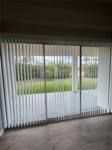 10401 CANARY ISLE DRIVE, Tampa, FL 33647