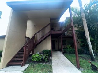 2502 Lakeview Circle, Royal Palm Beach, FL 33411
