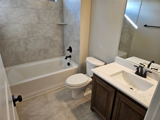 11700 Blackfoot Court, Godley, TX 76044