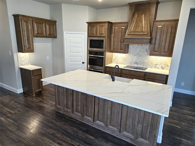 11700 Blackfoot Court, Godley, TX 76044