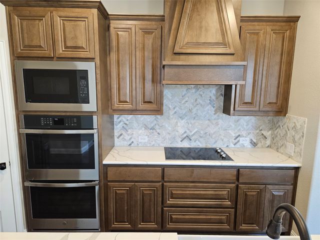 11700 Blackfoot Court, Godley, TX 76044