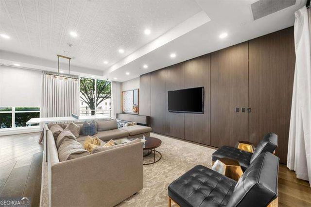 325 East Paces Ferry Road NE 504, Atlanta, GA 30305