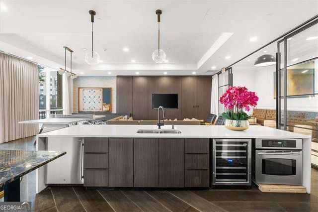 325 East Paces Ferry Road NE 504, Atlanta, GA 30305