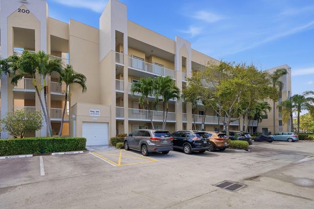 2541 N Nob Hill Road 302, Sunrise, FL 33322