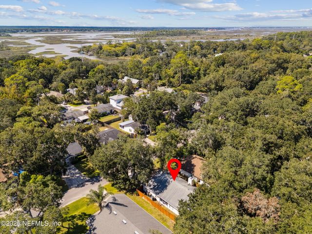 747 JASMINE Street, Atlantic Beach, FL 32233