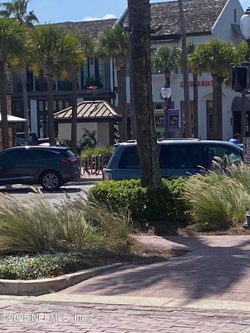 747 JASMINE Street, Atlantic Beach, FL 32233