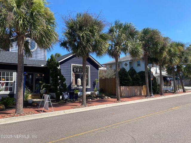 747 JASMINE Street, Atlantic Beach, FL 32233