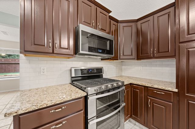 1037 Colony Street, Flower Mound, TX 75028