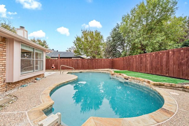 1037 Colony Street, Flower Mound, TX 75028