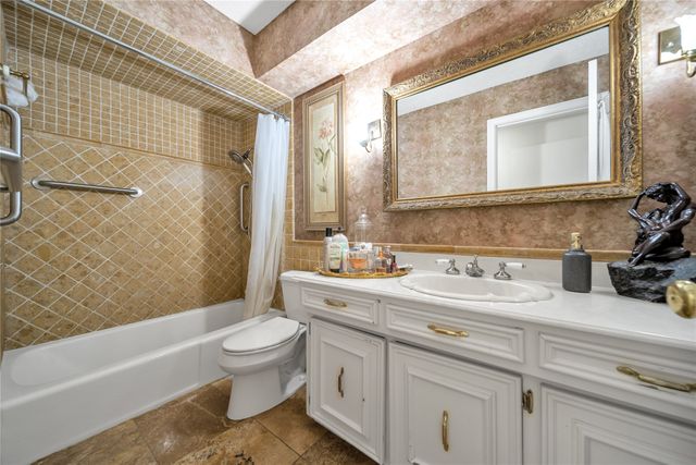 3516 Lakeside Drive, Rockwall, TX 75087