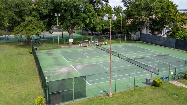 3516 Lakeside Drive, Rockwall, TX 75087