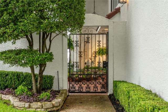 3516 Lakeside Drive, Rockwall, TX 75087