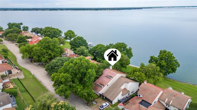 3516 Lakeside Drive, Rockwall, TX 75087
