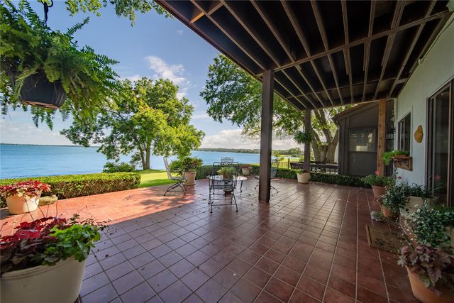 3516 Lakeside Drive, Rockwall, TX 75087