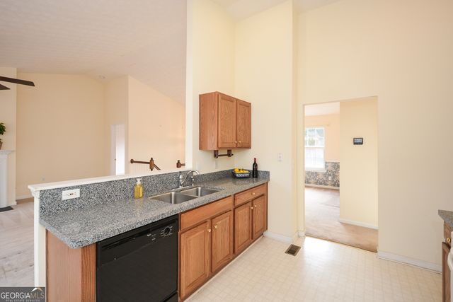 1000 River Plantation Drive, Woodstock, GA 30188