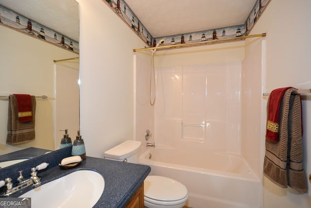 1000 River Plantation Drive, Woodstock, GA 30188