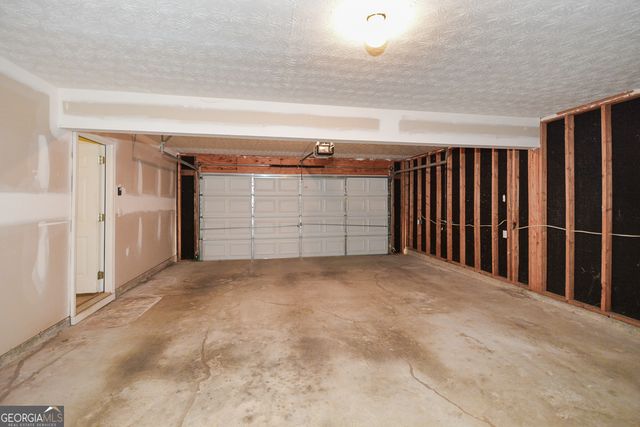 1000 River Plantation Drive, Woodstock, GA 30188