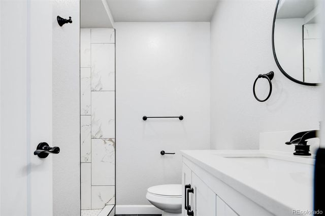 2615 W Caithness Place, Denver, CO 80211