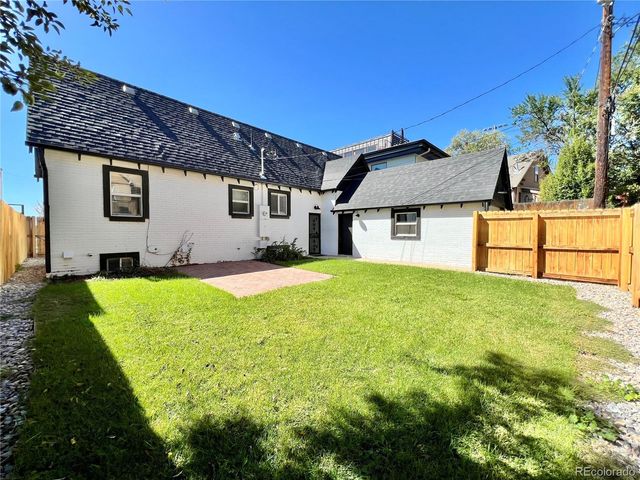 2615 W Caithness Place, Denver, CO 80211