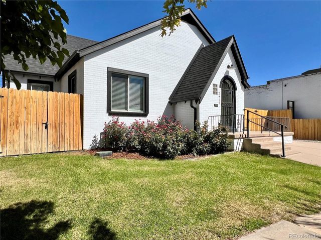 2615 W Caithness Place, Denver, CO 80211