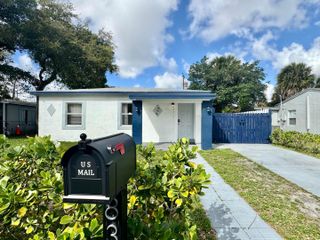 839 NW 16th Terrace, Fort Lauderdale, FL 33311