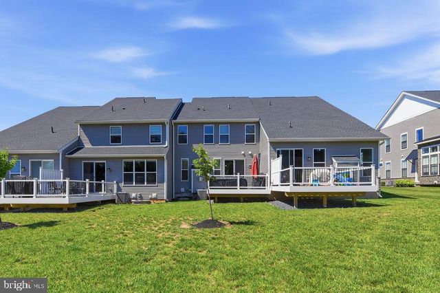 11 UMBRELL DR, Eagleville, PA 19403