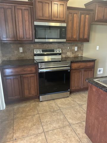 3814 Ridgepointe Avenue, Bentonville, AR 72712