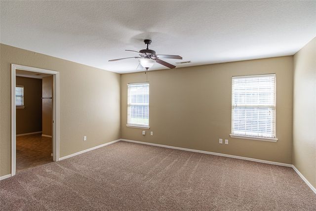 3814 Ridgepointe Avenue, Bentonville, AR 72712
