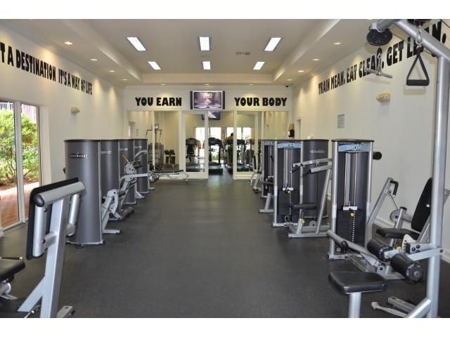 18335 NW 68 Avenue 255-611, Hialeah, FL 33015