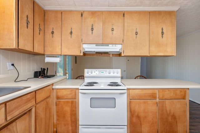 18040 US HWY 331 N, Defuniak Springs, FL 32433