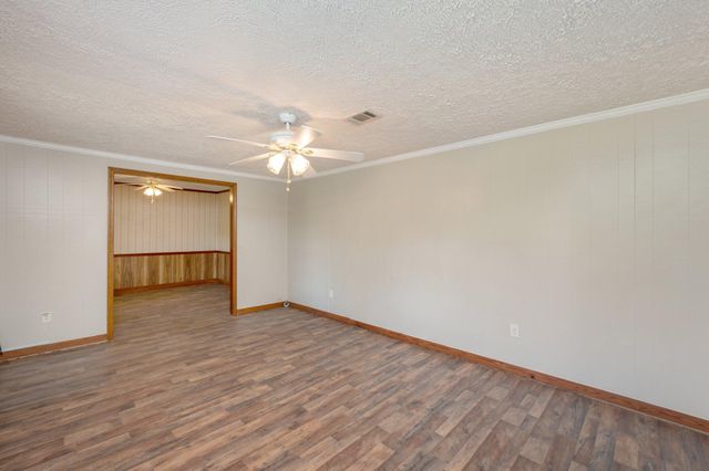 18040 US HWY 331 N, Defuniak Springs, FL 32433