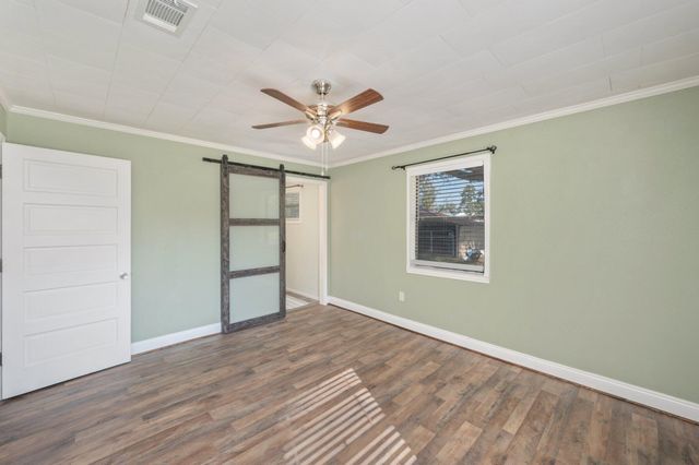 18040 US HWY 331 N, Defuniak Springs, FL 32433