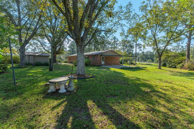 18040 US HWY 331 N, Defuniak Springs, FL 32433