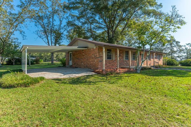 18040 US HWY 331 N, Defuniak Springs, FL 32433