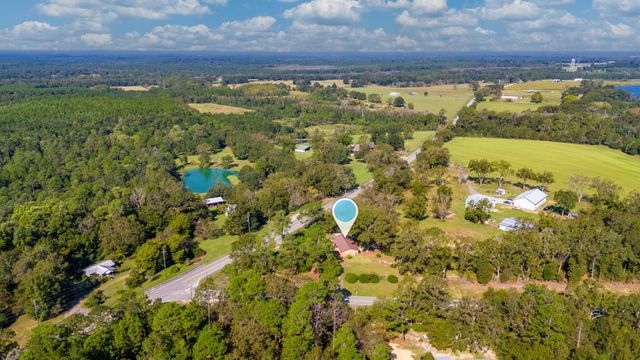 18040 US HWY 331 N, Defuniak Springs, FL 32433