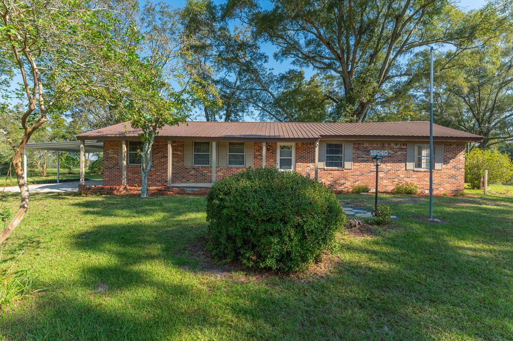 18040 US HWY 331 N, Defuniak Springs, FL 32433