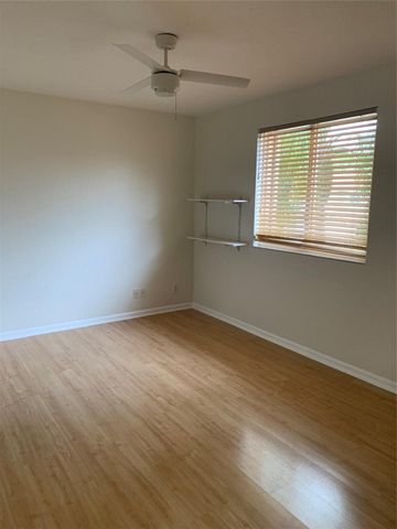 5743 NW 127th Terrace, Coral Springs, FL 33076