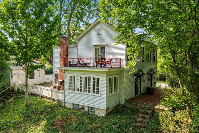 7 Ritchie Avenue, Wyoming, OH 45215