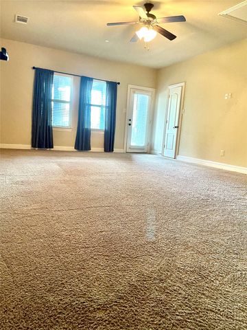 2713 Troutt Drive, Carrollton, TX 75010