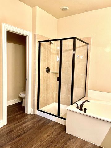 2713 Troutt Drive, Carrollton, TX 75010